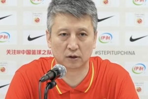 郭士强：赵继伟和胡金秋帮助球队统一思想 今天的执行力非常好