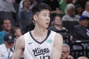 直播吧：同曦计划给郭昊文提供顶薪续约合同 希望将其留下